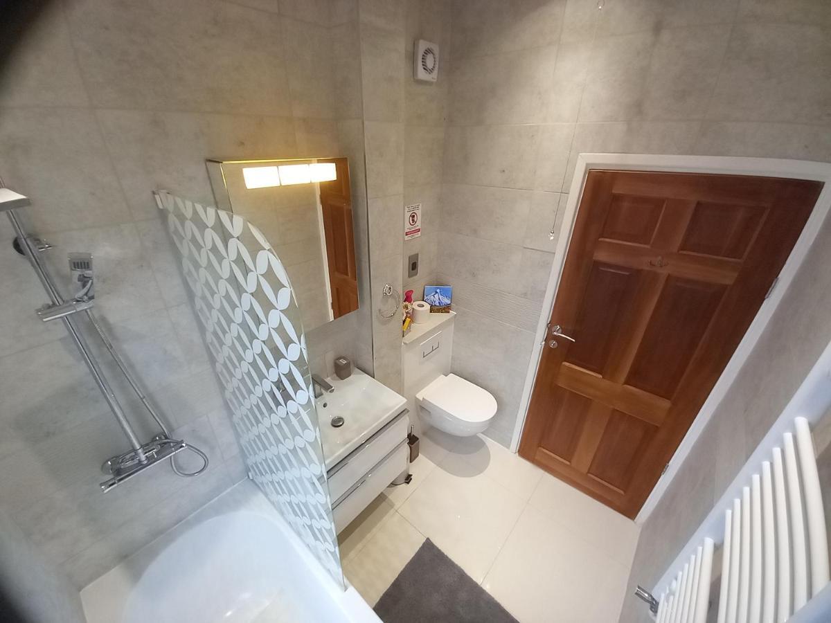 Luxury Holiday Home, Near Beach Southend-on-Sea Exterior foto